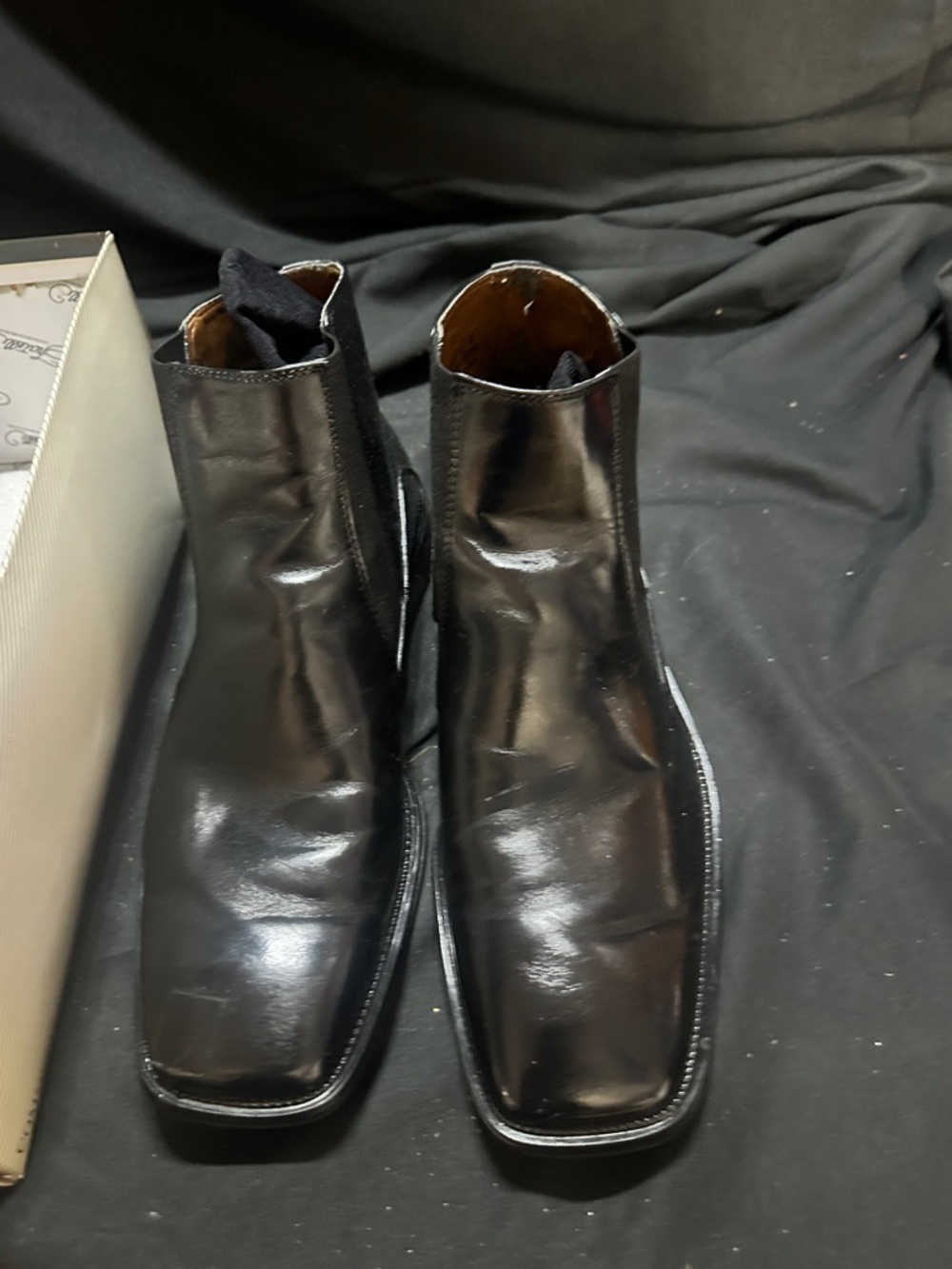 Men's Black Leather Chelsea Boots - Classic Slip-On Dress Boot-size 8.5 with box